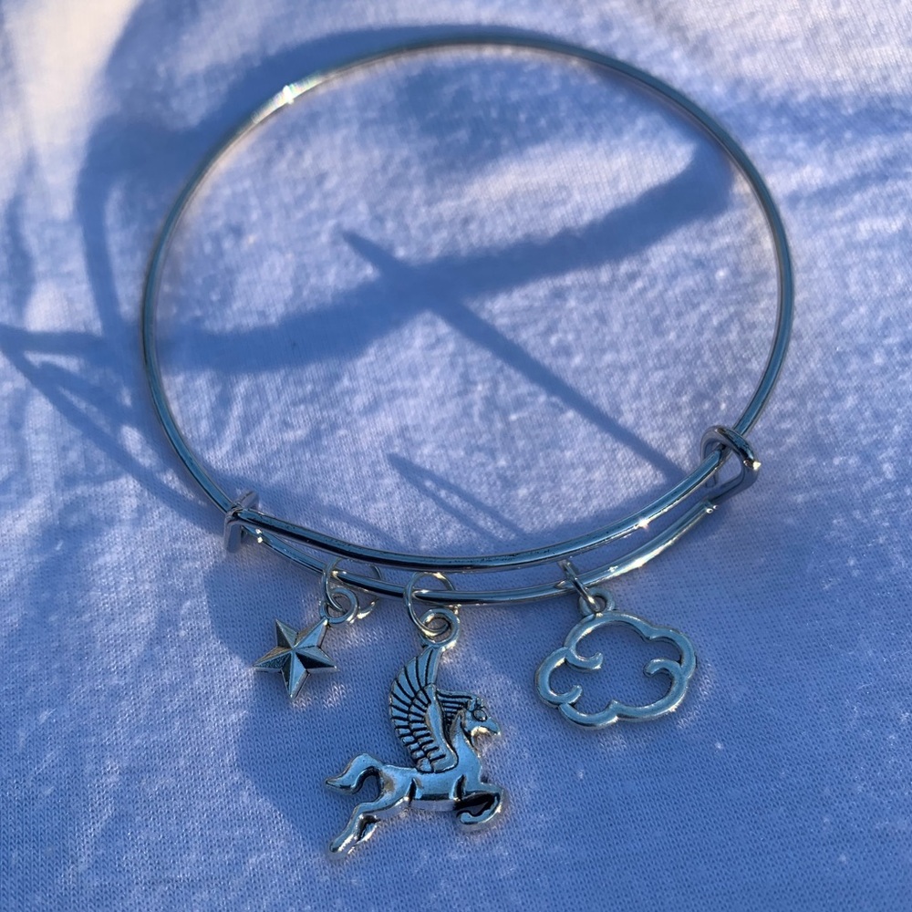 Brand New! Handmade! Adjustable Charm Bangle Bracelet! - Picture 4 of 6